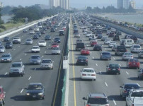 수정됨_real-time-traffic-banner.jpg